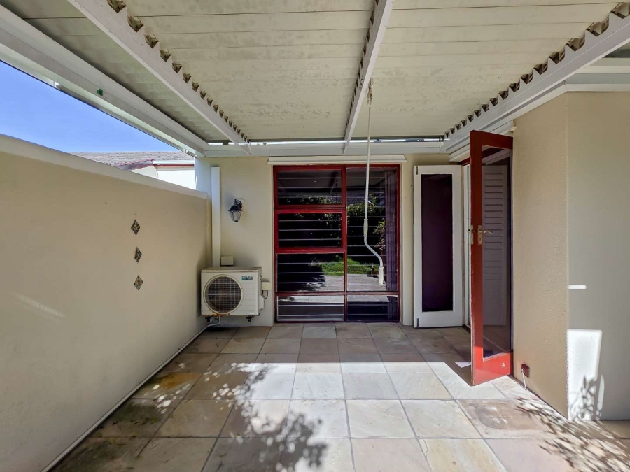 2 Bedroom Property for Sale in Plumstead Western Cape